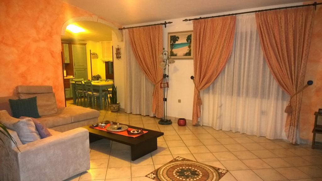 Casa Rosina Apartment Orosei Ngoại thất bức ảnh