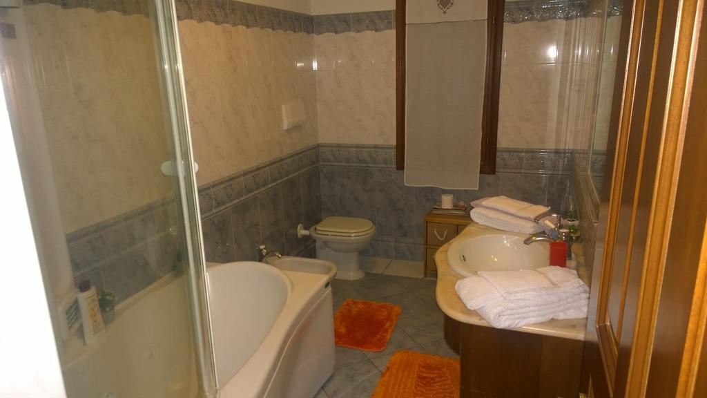 Casa Rosina Apartment Orosei Ngoại thất bức ảnh