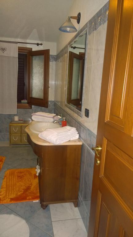 Casa Rosina Apartment Orosei Phòng bức ảnh